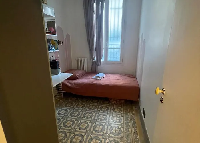 Parisian Flat By Panthéon